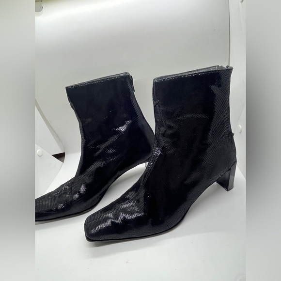Stuart Weitzman Womens Boot Size 8 Black Leather Squared Toe Kitten Heel 90s Y2K - Picture 1 of 16
